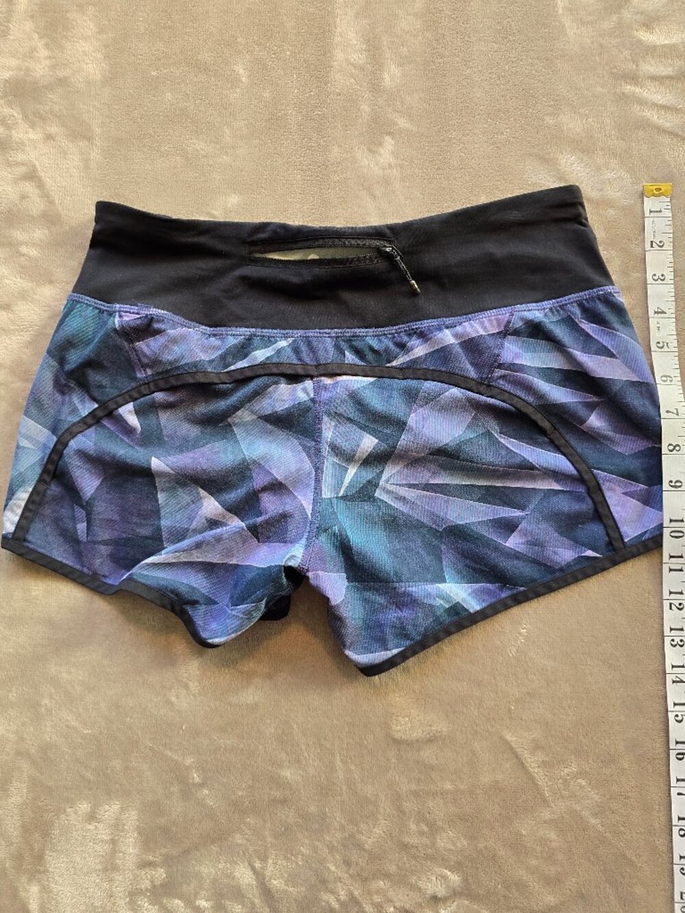 Lululemon athletic running shorts purple tones size 4 - Picture 3 of 6